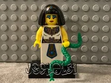 LEGO Egyptian Queen Cleopatra Minifigure Collectible CMF Series 5 (8805)