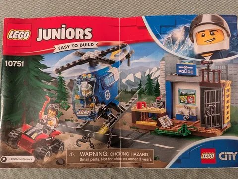 Lego City Juniors 10751 Police Manual Building Instructions Booklet