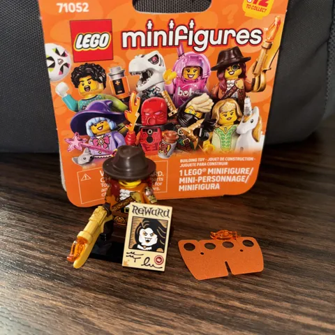 LEGO 71052 Series 29 Collectible Minifigure Monster Hunter New Opened