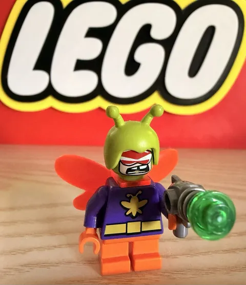 Lego Killer Moth Minifigure With Short Legs And Accessory