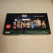 Lego Corner Kiosk 40757 New/Sealed-Exclusively Available in Canada
