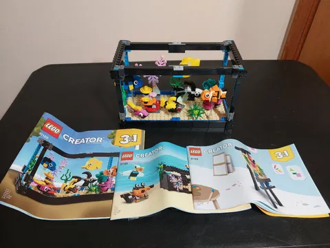 LEGO 31122 Fish Tank 3 in 1 Set COMPLETE