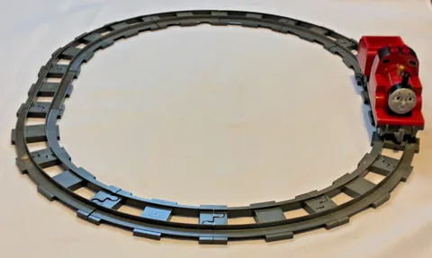Duplo James the Train and Cargo Car with 14 Piece Oval Track (VGC)