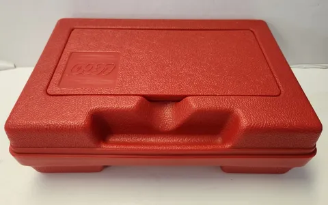Vintage 1985 LEGO Hard Red Plastic Storage Case Samsonite Canada