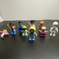 LEGO Duplo Minifigure Lot of 9 Figures Plastic Mixed Minifigures / Figures
