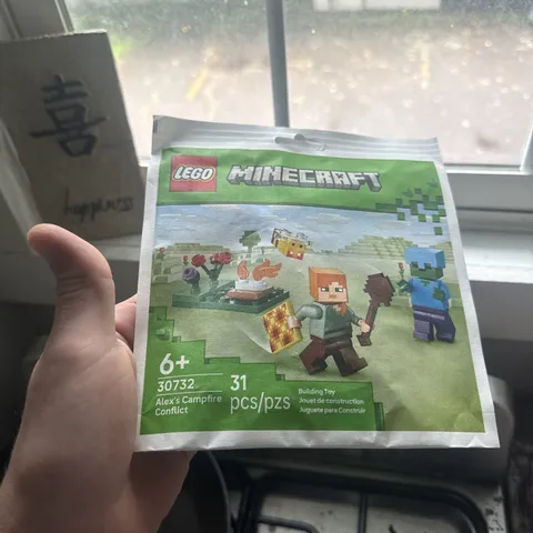 LEGO® Minecraft Alex's Campfire Conflict 30732