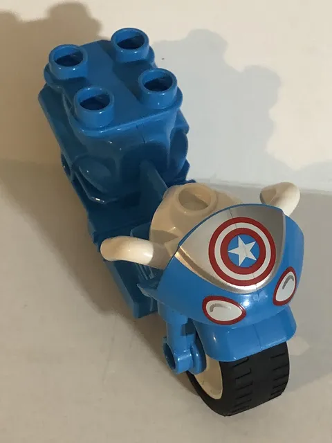 Lego Duplo Captain America Motorcycle Blue Toy