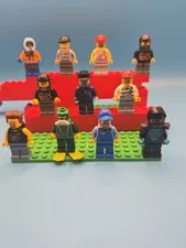 Lot Of 11 Various Lego Minifigures, Some Vintage
