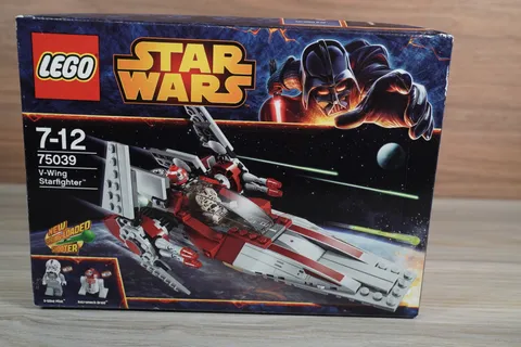 LEGO Star Wars - V-wing Starfighter (75039) - new in box