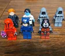 LEGO Minifigure Lot Mixed Characters (7 Figures) w/ Accessories Plastic