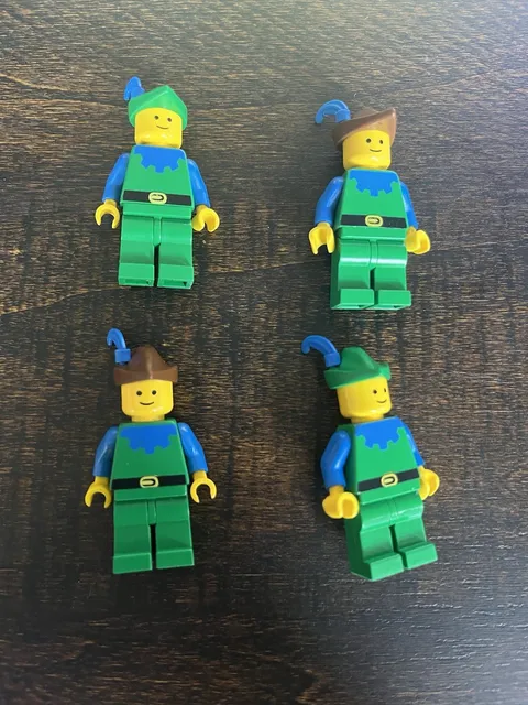 Lego Vintage Forestman Minifigures Lot Of 4x With Blue Plumes Rare See Pics