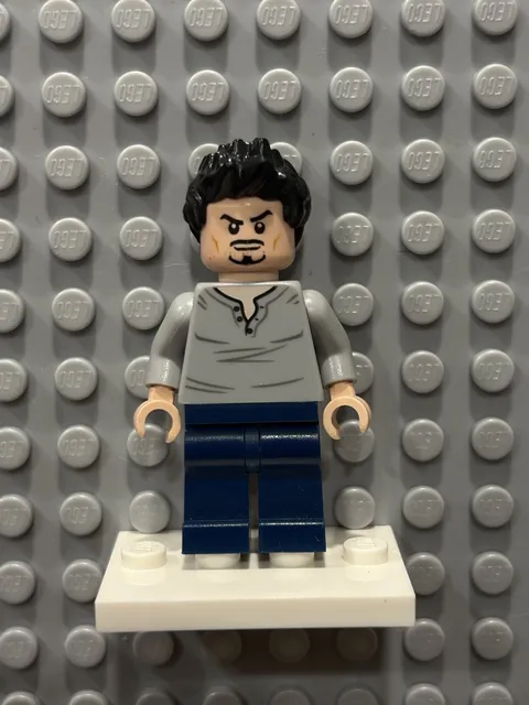LEGO Tony Stark Minifigure Marvel Super Heroes sh0666 76167 CMF Lot Rare Retired