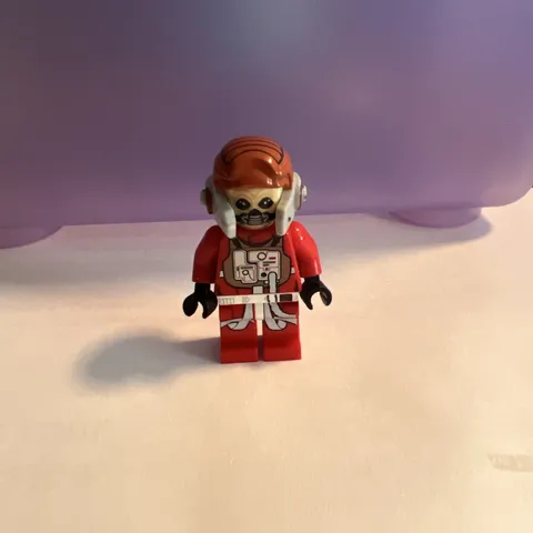 LEGO Star Wars Minifigure Ten Numb Red Jumpsuit SW0556 From Set 75050 B-Wing 9