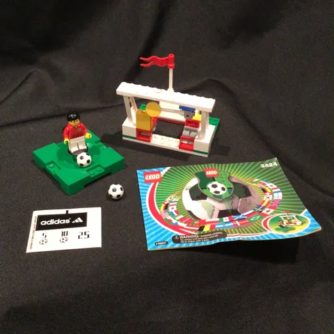 Vintage LEGO Soccer 3424 TARGET PRACTICE w instructions & UNUSED STICKERS! 2002