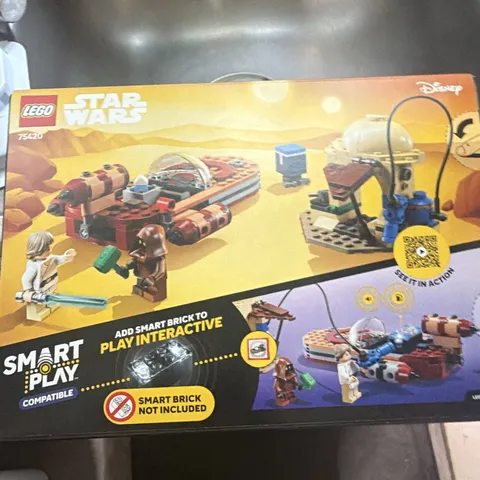 LEGO Star Wars Luke's Landspeeder 75420 215 pcs Smart Play Compatible