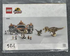 LEGO 76961 Jurassic Park Visitor Center T Rex & Raptor Attack