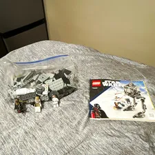 LEGO Star Wars 75322 AT-ST Raider complete set w/ Minifigs & Manual, no box