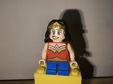 LEGO Wonder Woman Minifigure Short Legs $0 Ship W/ Combined Ship!