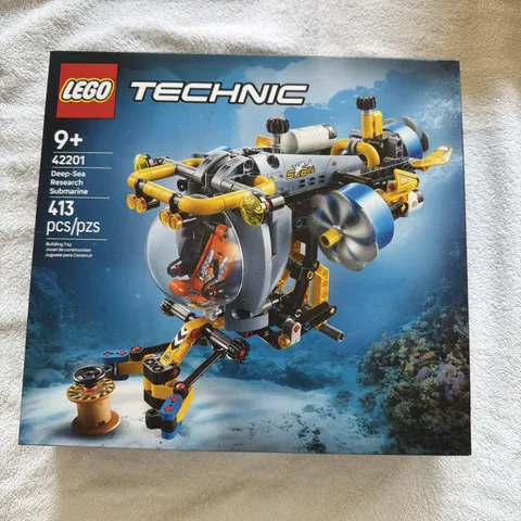 LEGO Deep Sea Research Submarine 42201 Building Toy Set Technic NEW
