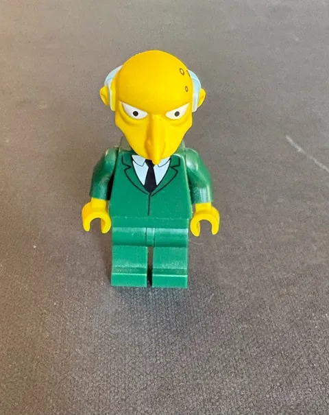 LEGO The Simpsons Mr. Burns Minifigure - missing goldfish bowl