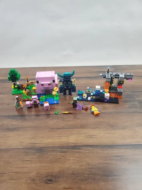 LEGO Minecraft 21268 Baby Pig House 21274 Warden Encounter Part Set Lot Figures