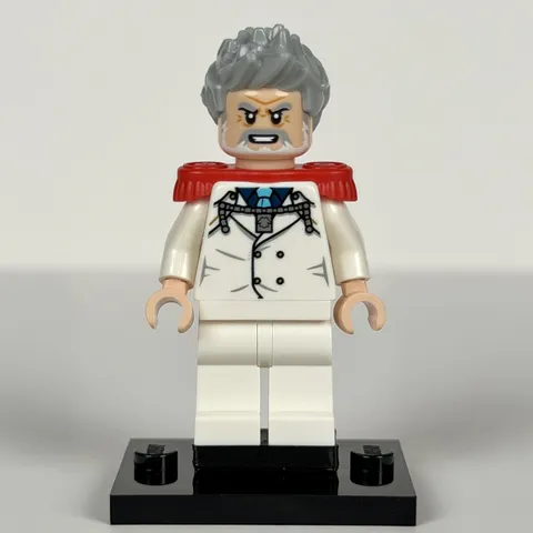 LEGO One Piece Admiral Garp Exclusive Brand New Rare Minifigure from Set 75646