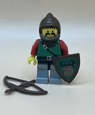 Lego Castle Minifigure CAS009 Dark Forest Forestman 4 Light Gray Legs Black Hips