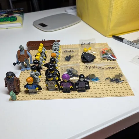 Vintage Lego Harry Potter Minifigures And Accessories