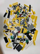 Lego set 4996-1 Creator Beach House 3 in 1 in used and incomplete condition