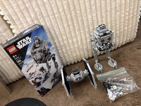 LEGO Star Wars 75322 Hoth AT-ST 586 pcs 9+ Complete Set w/ Box