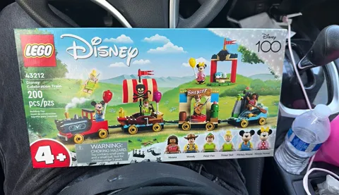 LEGO Disney Celebration Train 43212 200pcs No mini figs included