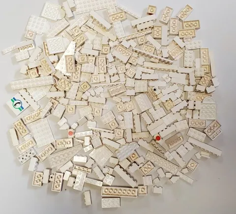 White Legos - One Pound Bulk Lot of Assorted Building Bricks 250-300 Pieces