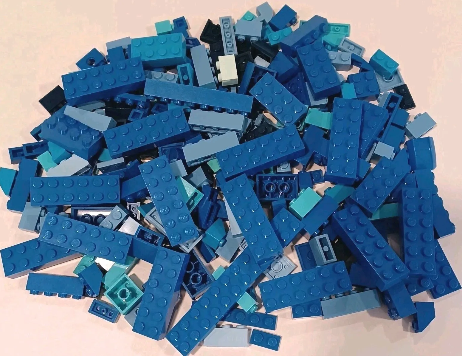 Blue Legos Over 230 Blue Legos Mostly Bricks And Flats Some Vintage 