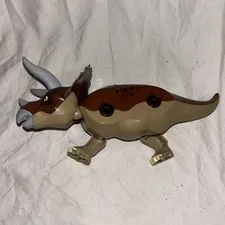 Lego Triceratops Minifigure Triceratops Trapper Dinosaur 5885 2010 Missing 2 Leg