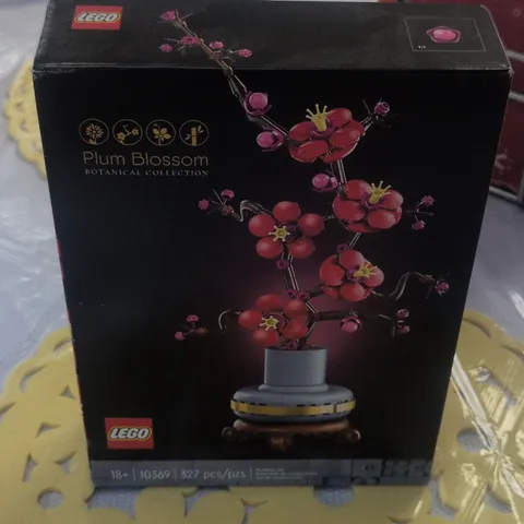 LEGO Icons Botanical Collection Plum Blossom 10369 Set 327 pcs Age 18+