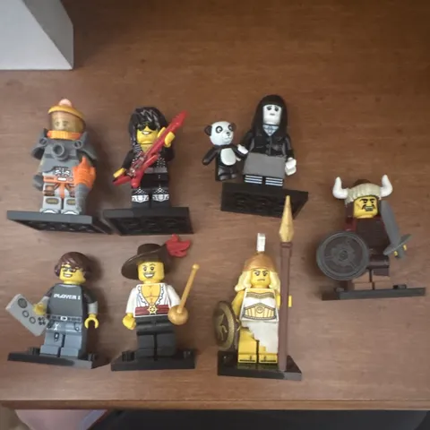 LEGO Series 12 Collectible Minifigures Lot of 7 Minifigures w/ Accessories
