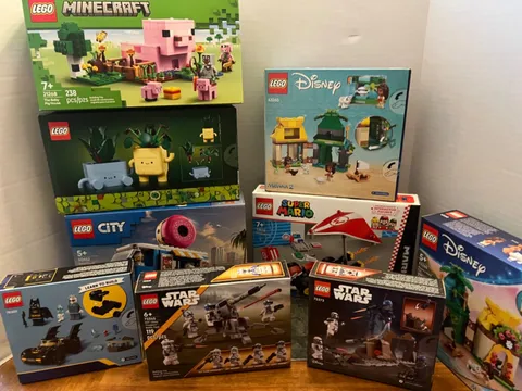 LEGO Bundle Lot 9 Sets Disney Super Mario Batman Star Wars Plants and more NEW