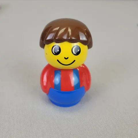 Lego Duplo Primo Boy w Blue Base  Red Top  Brown Hair Figure