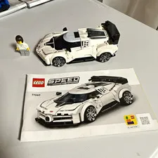 LEGO Speed Champions 77240 Bugatti Centodieci w/ Minifigure