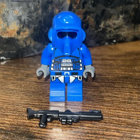 LEGO Star Wars Kashyyyk Scout Clone Trooper Minifigure Custom Blue Variant RARE