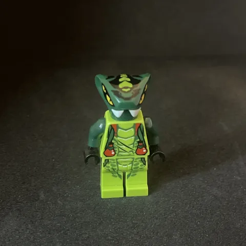 LEGO Spitta Red Vials minifigure 9569 9449 Ninjago mini figure snake