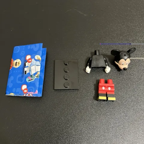LEGO DISNEY Series 1 Collectible Minifigures 71012 - Mickey Mouse With Checklist