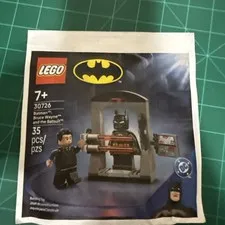 LEGO DC Batman Bruce Wayne and the Batsuit (30726) 2 Minifigures Batcave 2026