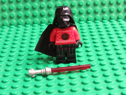 Lego Star Wars Minifigure SW1121 Darth Vader Holiday Sweater Sith Lord LV19