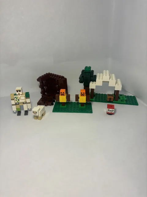 LEGO Minecraft 21159 The Abandoned Prison INCOMPLETE No Minifigures Missing Cage