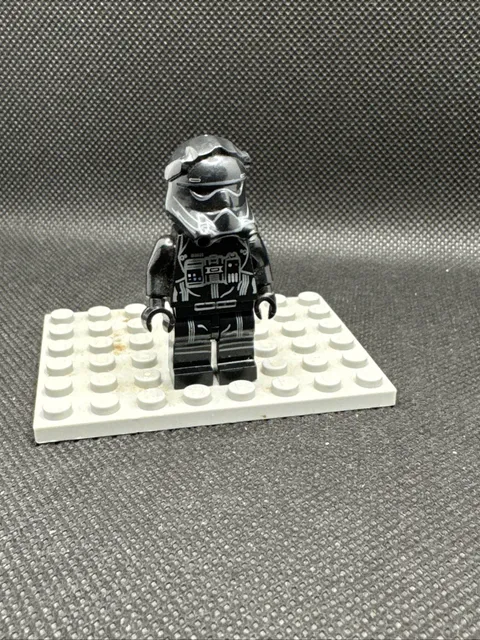 LEGO Star Wars First Order TIE Fighter Pilot MINIFIG sw0672 from 75101 INCOMPLET
