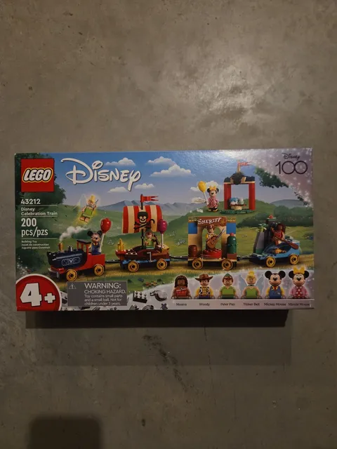 New LEGO Disney Celebration Train (43212, retired) SEALED