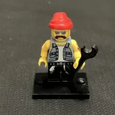 LEGO Motorcycle Mechanic Minifigure 71001 Series 10