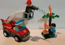 LEGO 60212 CITY: Barbecue Burn Out Used Complete w/ Minifigs & Manual Retired ++