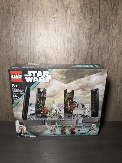 LEGO Star Wars 75385 Ahsoka Tano's Duel on Peridea 382 Pieces New